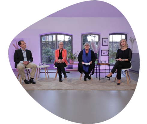 Die Experten und Moderatorinnen des 5. My time Talks von links: PD Dr. David Krug, Renate Haidinger. Eva Schumacher-Wulf, Prof. Dr. Maggie Banys-Paluchowski