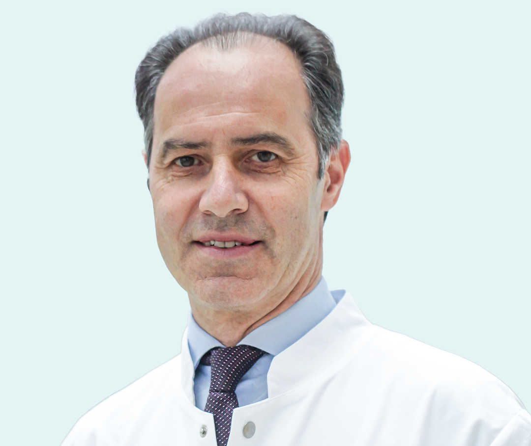 Porträt von Prof. Dr. med. Nicolai Maass, Klinikdirektor Universitätsklinikum Schleswig-Holstein, Klinik für Gynäkologie & Geburtshilfe